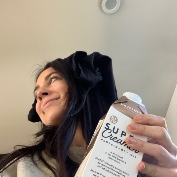 Meet your Posher, Erica - Picture 3 of 6